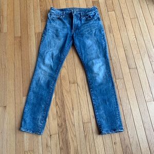 MENS AMERICAN EAGLE JEANS!!
